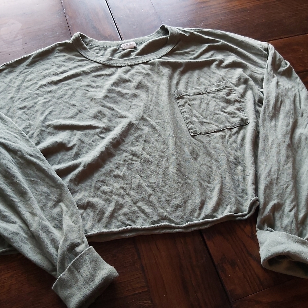 GARAGE CROPPED LONG SLEEVED TSHIRT/B4